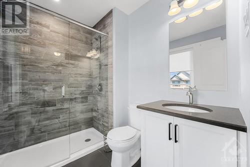 210 Purchase Street, Ottawa, ON - Indoor Photo Showing Bathroom