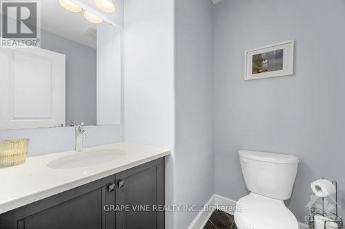 210 Purchase Crescent, Ottawa, ON - Indoor Photo Showing Bathroom