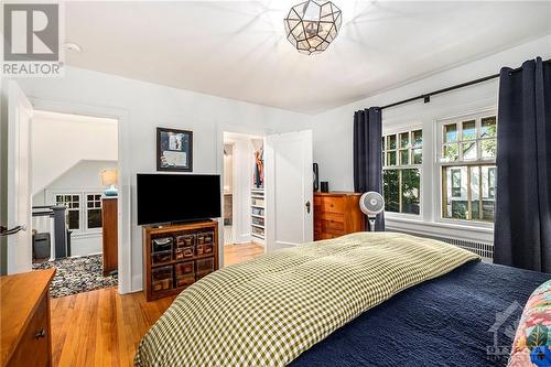 127 Acacia Avenue, Ottawa, ON - Indoor Photo Showing Bedroom