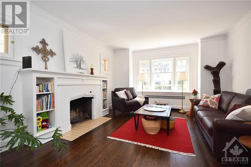 127 Acacia Avenue, Ottawa, ON - Indoor Photo Showing Living Room With Fireplace