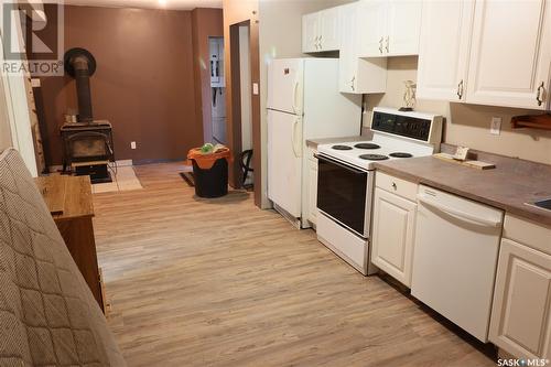 412 3Rd Avenue, Denare Beach, SK - Indoor Photo Showing Kitchen