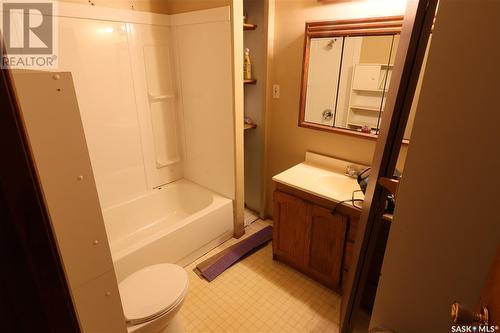 412 3Rd Avenue, Denare Beach, SK - Indoor Photo Showing Bathroom