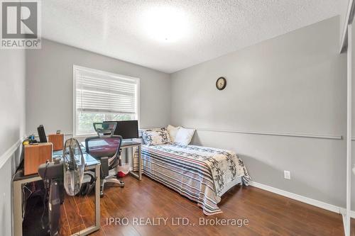 99 - 35 Malta Avenue, Brampton (Fletcher'S Creek South), ON - Indoor Photo Showing Bedroom