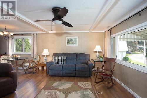 199 Pebble Beach Parkway, South Huron (Stephen Twp), ON - Indoor Photo Showing Living Room