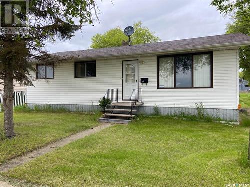 319 First Avenue, Quinton, SK - Outdoor