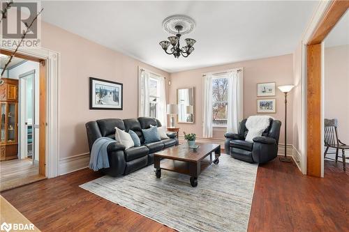 489 Ashley Street, Belleville, ON - Indoor Photo Showing Living Room