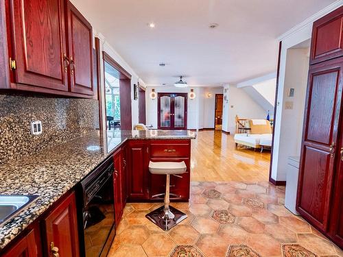 Cuisine - 4A Rue Du Grand-Coteau, Sainte-Julie, QC - Indoor Photo Showing Kitchen