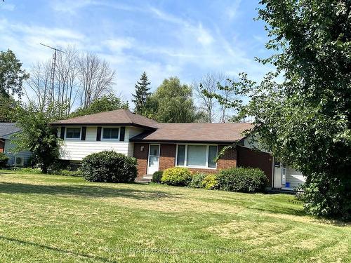 7 Jeffrey Dr, Quinte West, ON - Outdoor With Facade