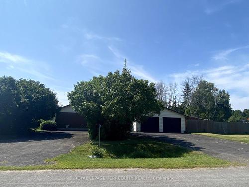 7 Jeffrey Dr, Quinte West, ON - Outdoor