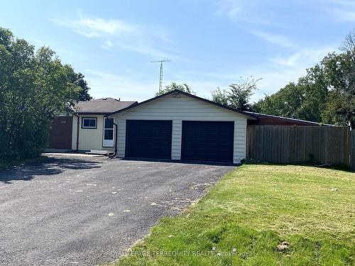 7 Jeffrey Dr, Quinte West, ON - Outdoor