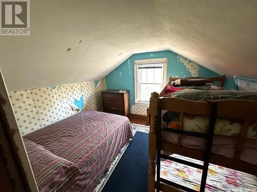 14 Parrhill Street, Hudson Bay, SK - Indoor Photo Showing Bedroom