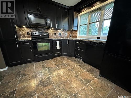 701 Donald Street, Hudson Bay, SK - Indoor Photo Showing Kitchen With Upgraded Kitchen