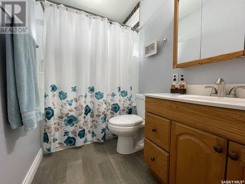 713 Birch Crescent, Hudson Bay, SK - Indoor Photo Showing Bathroom