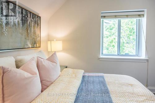 12 Craigmore Crescent, Toronto (Willowdale East), ON - Indoor Photo Showing Bedroom