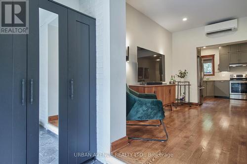 292 Withrow Avenue, Toronto, ON - Indoor