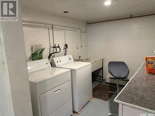 221 Main Street, Hudson Bay, SK - Indoor Photo Showing Laundry Room