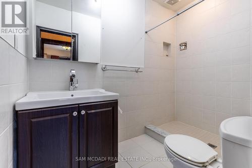 62 Maple Avenue S, Mississauga (Port Credit), ON - Indoor Photo Showing Bathroom