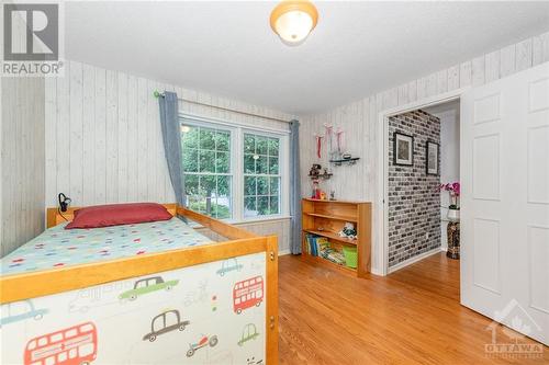 108 Banning Road, Kanata, ON - Indoor Photo Showing Bedroom