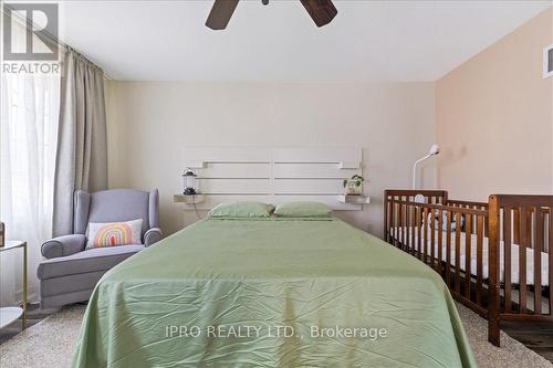 12 - 40 Dartmouth Gate, Hamilton (Lakeshore), ON - Indoor Photo Showing Bedroom