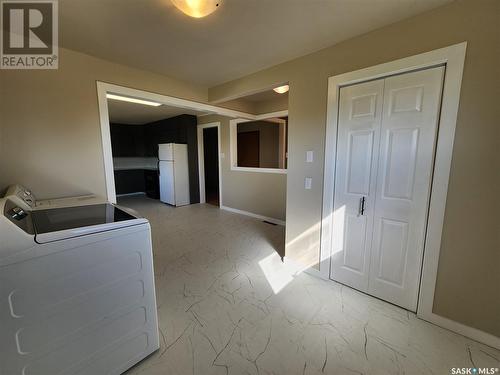 121 Mission Road, Grayson, SK - Indoor Photo Showing Laundry Room