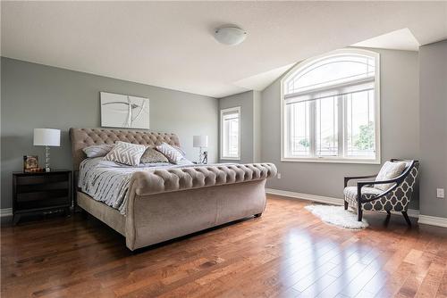 186 Millen Road, Hamilton, ON - Indoor Photo Showing Bedroom