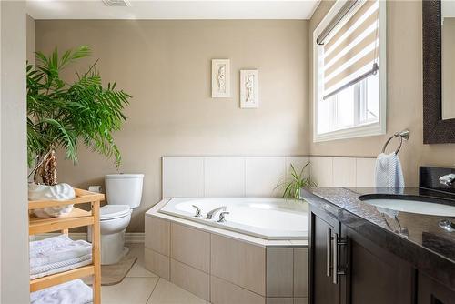 186 Millen Road, Hamilton, ON - Indoor Photo Showing Bathroom