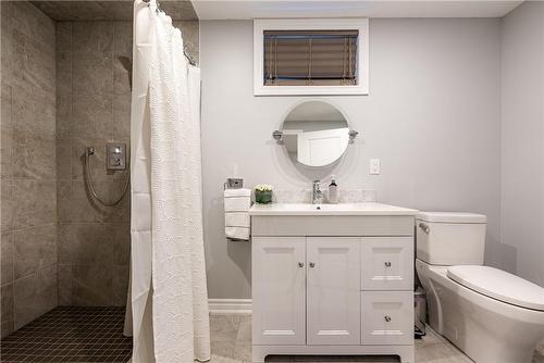 186 Millen Road, Hamilton, ON - Indoor Photo Showing Bathroom