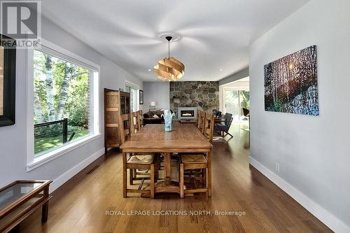 515 4Th Avenue W, Owen Sound, ON - Indoor Photo Showing Dining Room With Fireplace