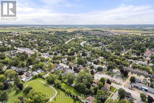 86 Queen Street, Kawartha Lakes (Lindsay), ON - Outdoor With View