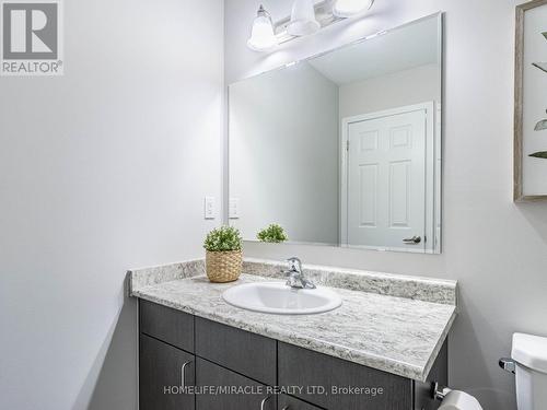 222 Amand Drive, Kitchener, ON - Indoor Photo Showing Bathroom