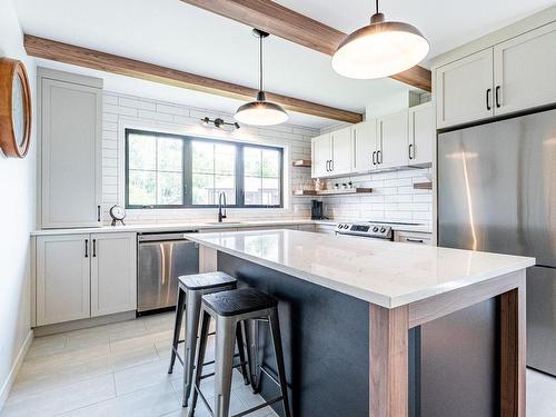 Kitchen - 231 Rue Du Vent-Du-Nord, Sherbrooke (Les Nations), QC - Indoor Photo Showing Kitchen With Upgraded Kitchen