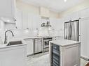 Kitchen - 206-650 Rue Notre-Dame O., Montréal (Ville-Marie), QC  - Indoor Photo Showing Kitchen With Upgraded Kitchen 