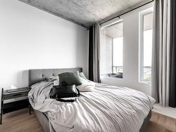 Master bedroom - 