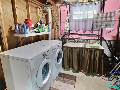 Salle de lavage - 25 Rue Des Trembles, Matagami, QC - Indoor Photo Showing Laundry Room