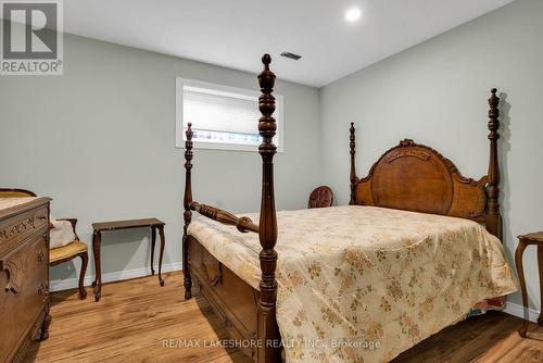 1584 Cahill Drive, Peterborough (Otonabee), ON - Indoor Photo Showing Bedroom