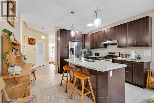 1584 Cahill Drive, Peterborough (Otonabee), ON - Indoor Photo Showing Kitchen With Double Sink With Upgraded Kitchen