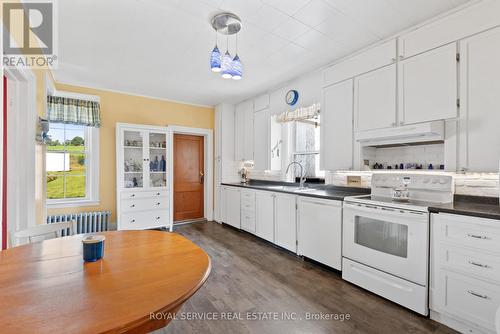 31 Church Street E, Cramahe (Colborne), ON - Indoor Photo Showing Kitchen