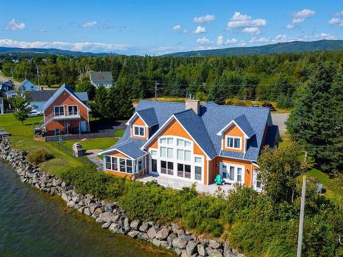 370 Pier Road, Parrsboro, NS 