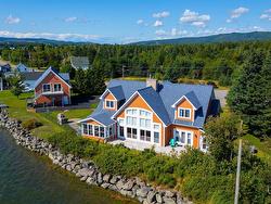 370 Pier Road  Parrsboro, NS B0M 1S0