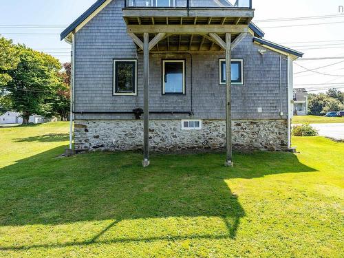 8157 Highway 1, Meteghan, NS 