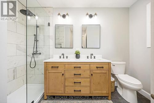 064232 County Rd 3, East Garafraxa, ON - Indoor Photo Showing Bathroom