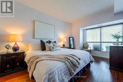 1618 - 2111 Lake Shore Boulevard W, Toronto (Mimico), ON - Indoor Photo Showing Bedroom