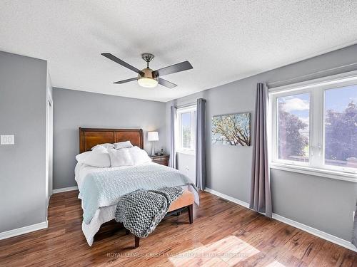 128 Twin Pines Cres, Brampton, ON - Indoor Photo Showing Bedroom