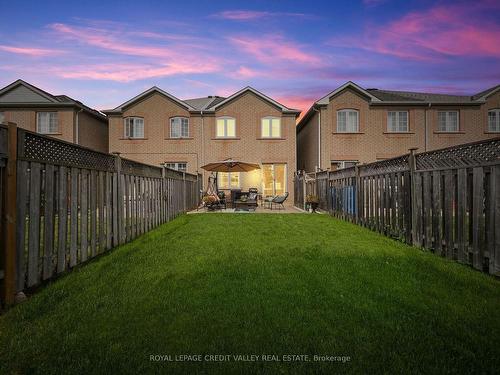 128 Twin Pines Cres, Brampton, ON - Outdoor