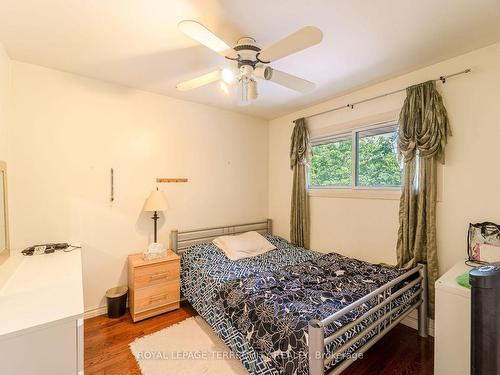 511 Briarhill Ave, London, ON - Indoor Photo Showing Bedroom