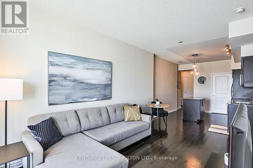 405 - 2885 Bayview Avenue, Toronto (Bayview Village), ON - Indoor Photo Showing Other Room