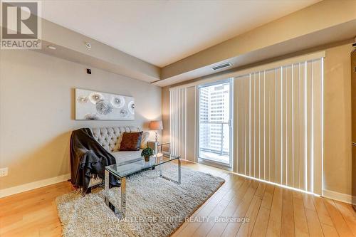 1909 - 58 Orchard View Boulevard, Toronto (Yonge-Eglinton), ON - Indoor Photo Showing Living Room