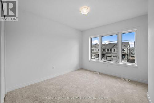 80 Selection Heights, Thorold (Allanburg/Thorold South), ON - Indoor Photo Showing Other Room