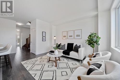 80 Selection Heights, Thorold (Allanburg/Thorold South), ON - Indoor Photo Showing Living Room