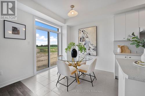 80 Selection Heights, Thorold (Allanburg/Thorold South), ON - Indoor Photo Showing Dining Room